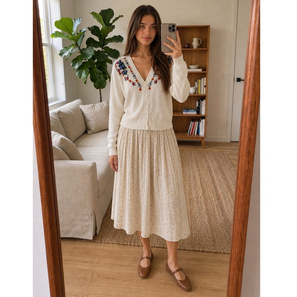 Vintage Womens Embroidered‎ Cottagecore Cardigan S Cream Floral Romantic Retro